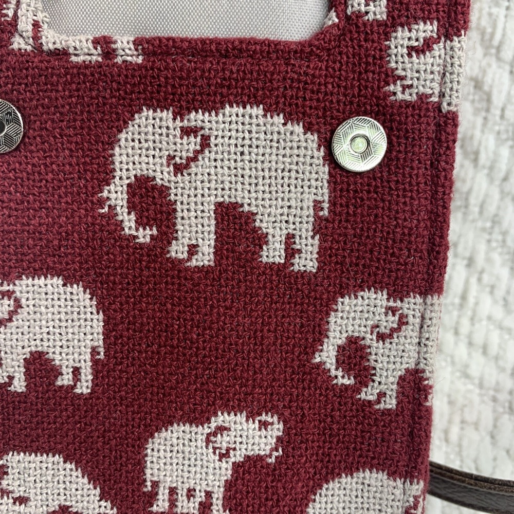 ThirtyOne Elephant Call Me Crossbody Cell Phone Credit‎ Card Wallet Purse Safari - Picture 15 of 16